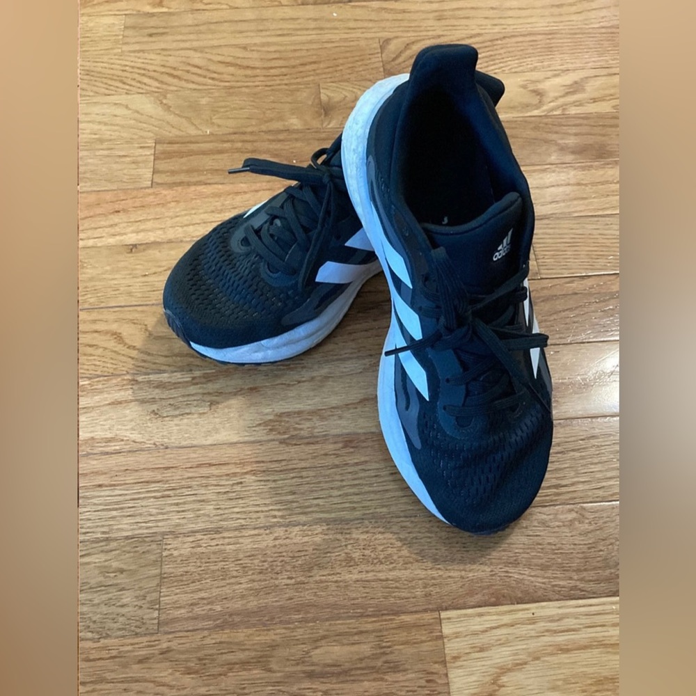 Adidas black solar glide sneakers